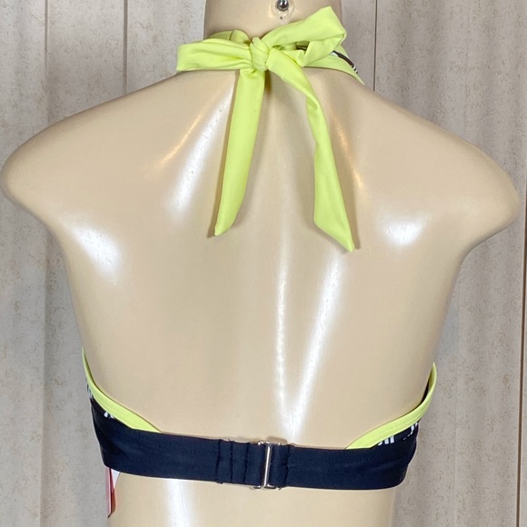 Go By Gossip Black And White Geometric Halter Top - Picture 4 of 4